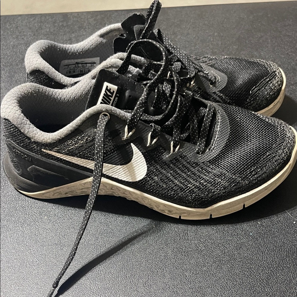 Nike Metcon 3 Women's 5 Football Black 849807-001 Athletic Sneaker